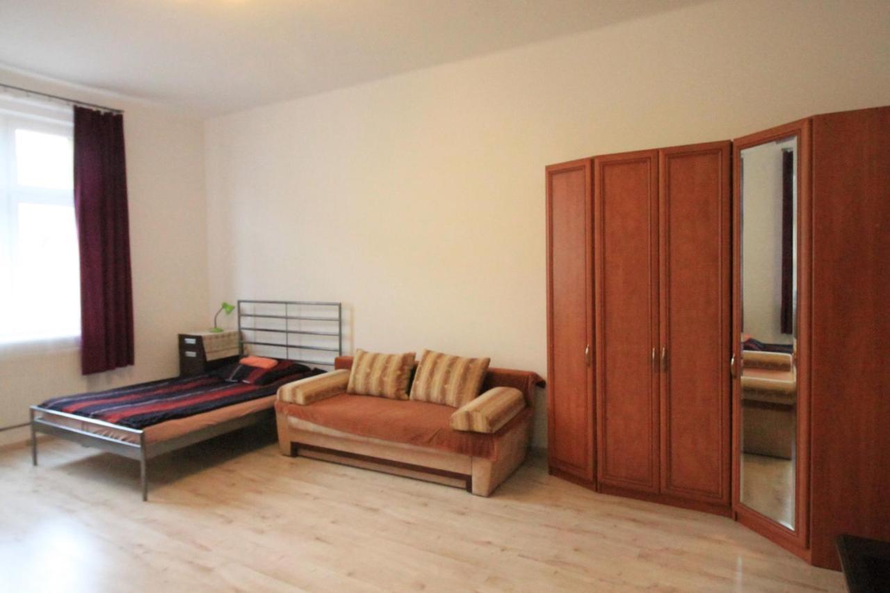 Ali 3 Apartment